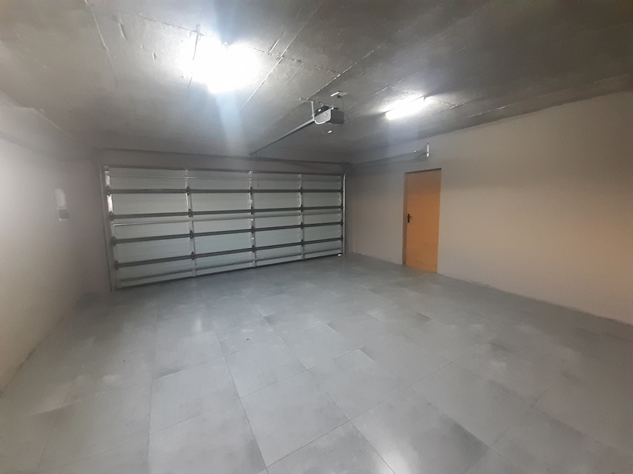 3 Bedroom Property for Sale in Paradise Beach Eastern Cape